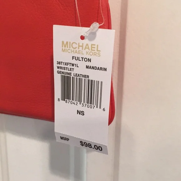 NWT Fulton Mandarin Leather Wristlet - Picture 3 of 5